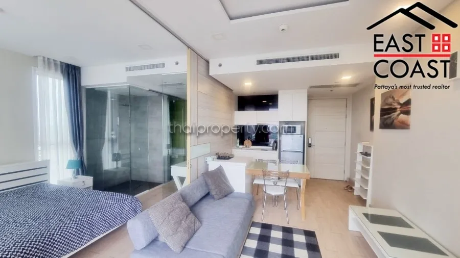 Cetus Beachfront Jomtien photo 5