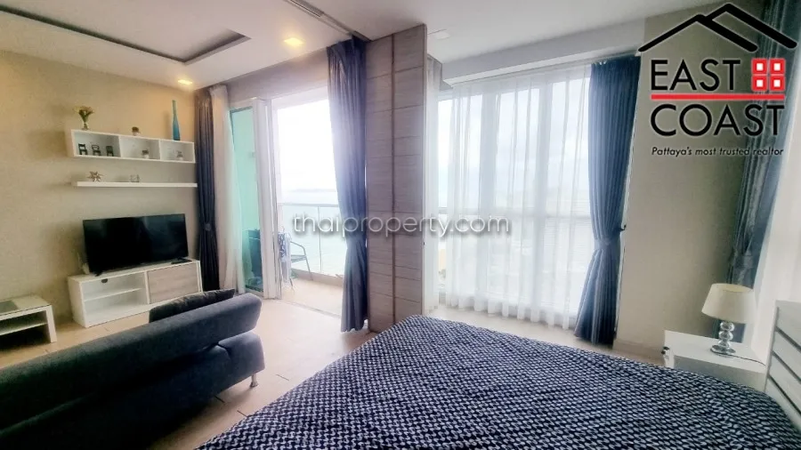 Cetus Beachfront Jomtien photo 12