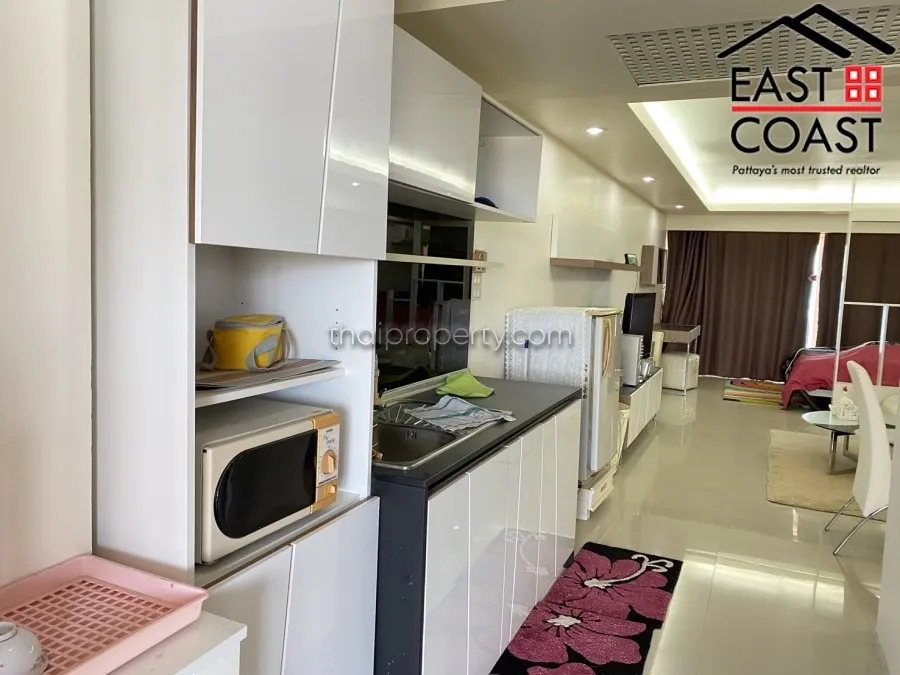 Metro Condominium photo 15