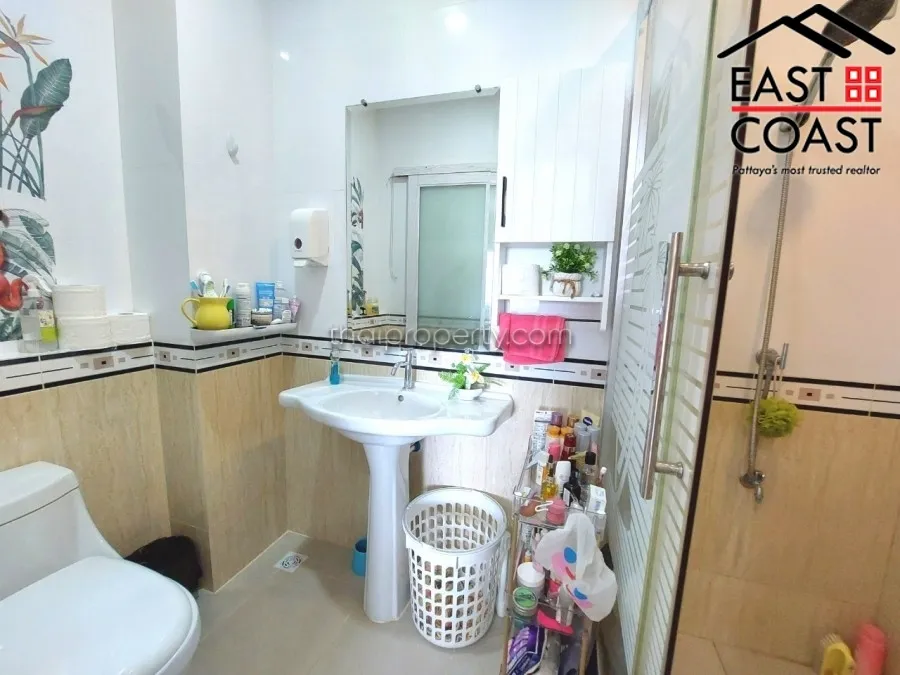 CC Condominium 2 photo 12