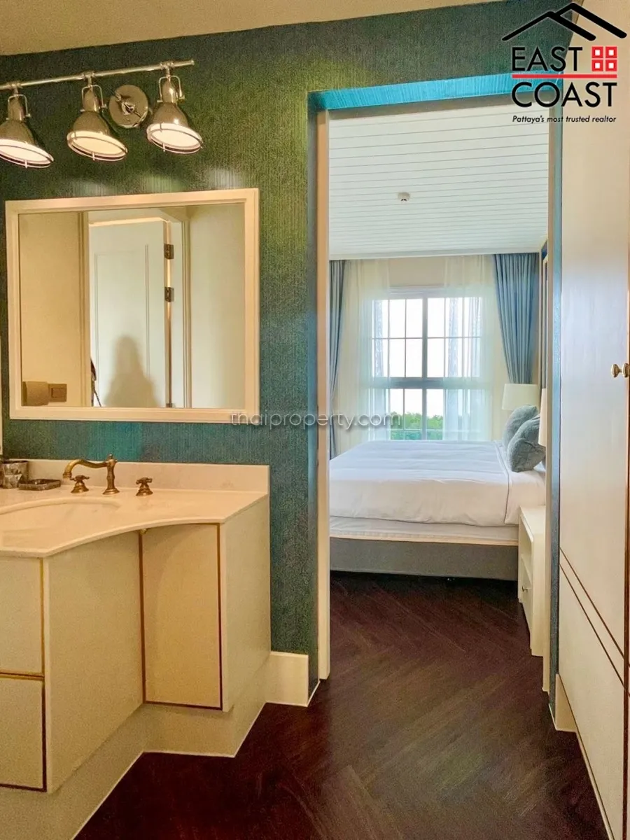 Grand Florida Beachfront Condo Resort Pattaya photo 6