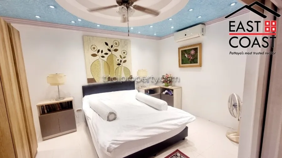 Jomtien Complex photo 8