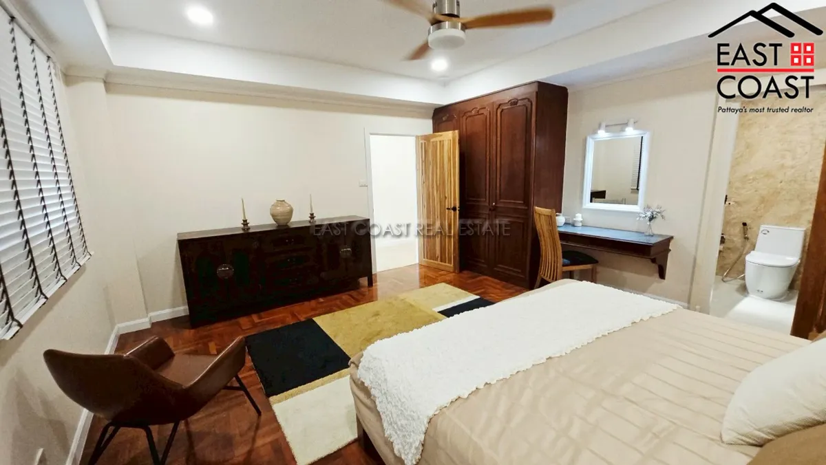 Grand Condotel Jomtien photo 14