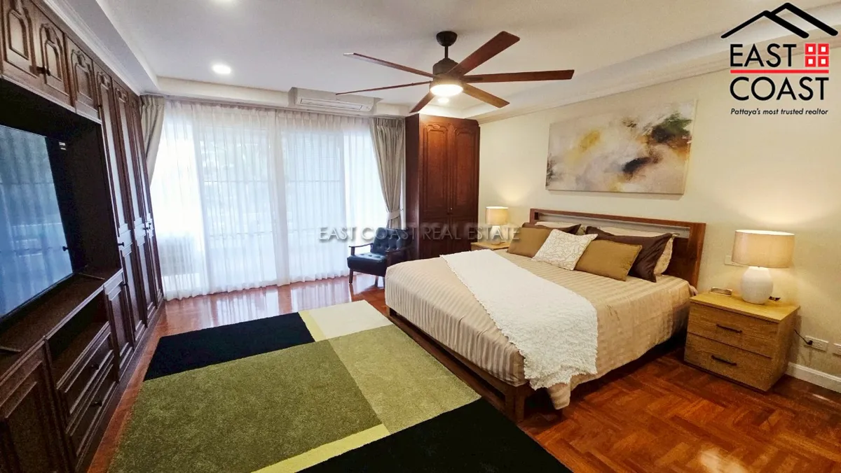 Grand Condotel Jomtien photo 29