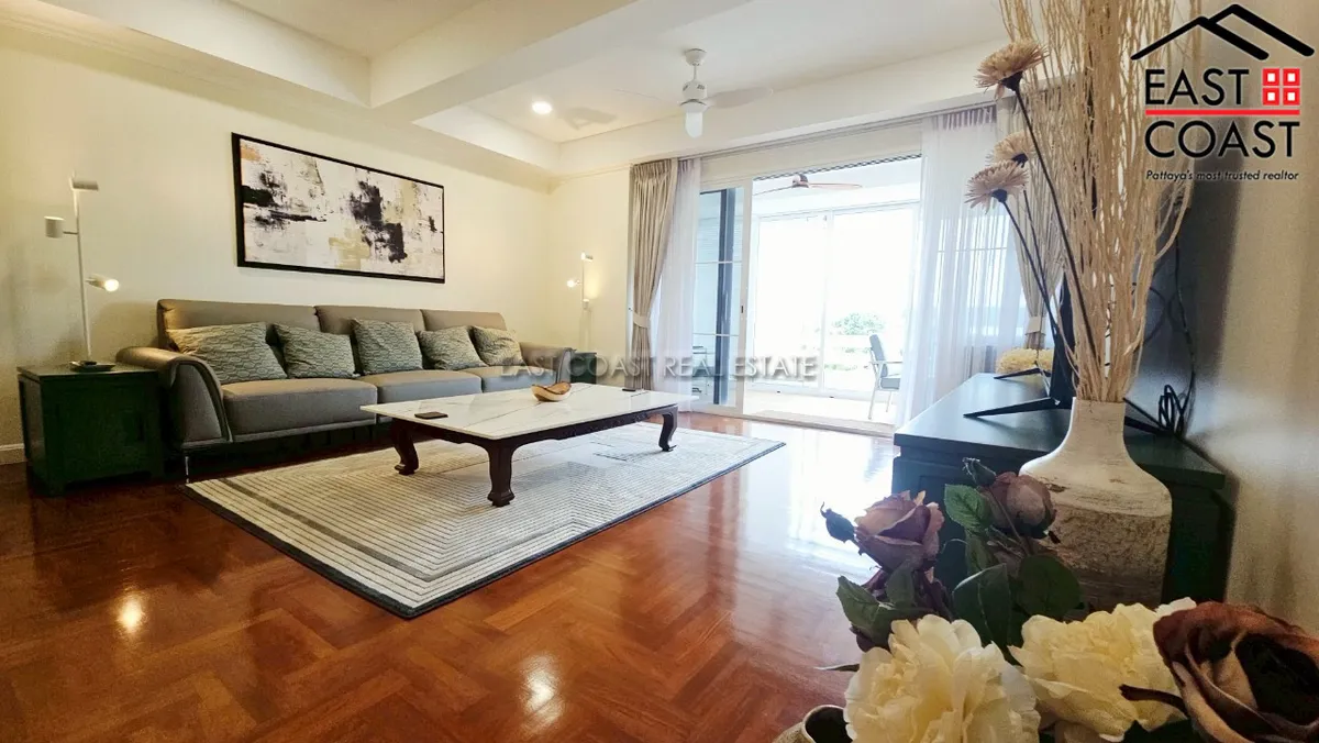 Grand Condotel Jomtien photo 8