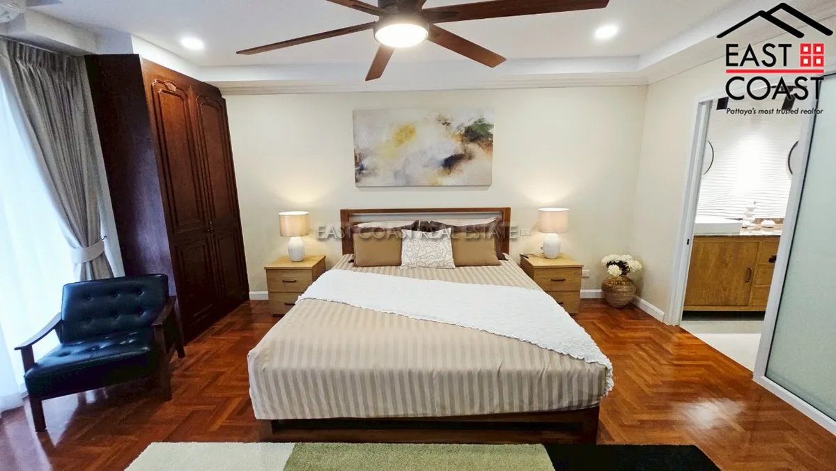 Grand Condotel Jomtien photo 30