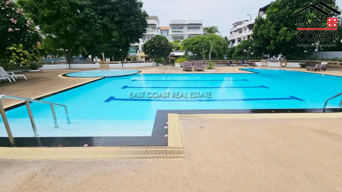 Grand Condotel Jomtien photo 37