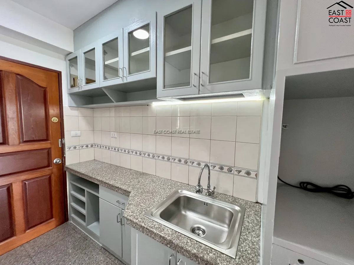 Jomtien Beach Condominium photo 4