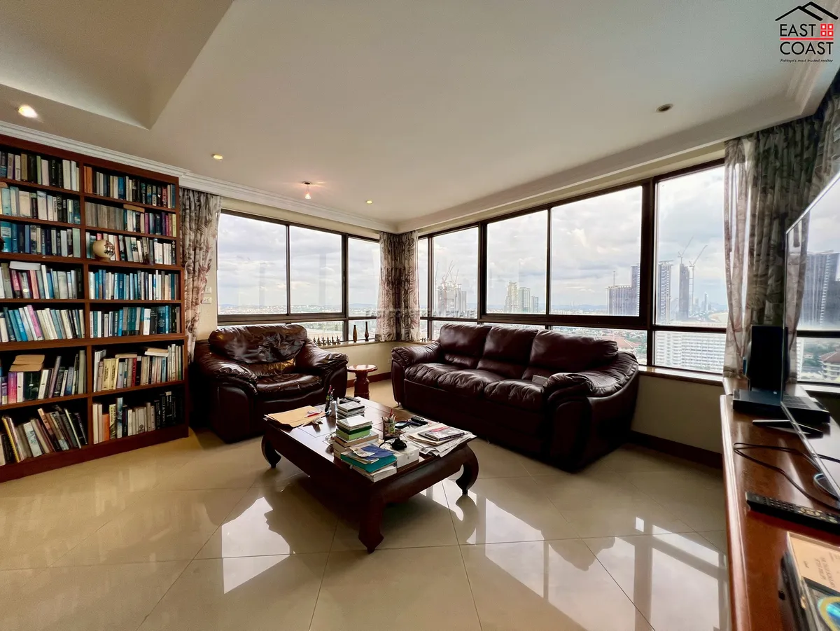Jomtien Plaza Condotel photo 4