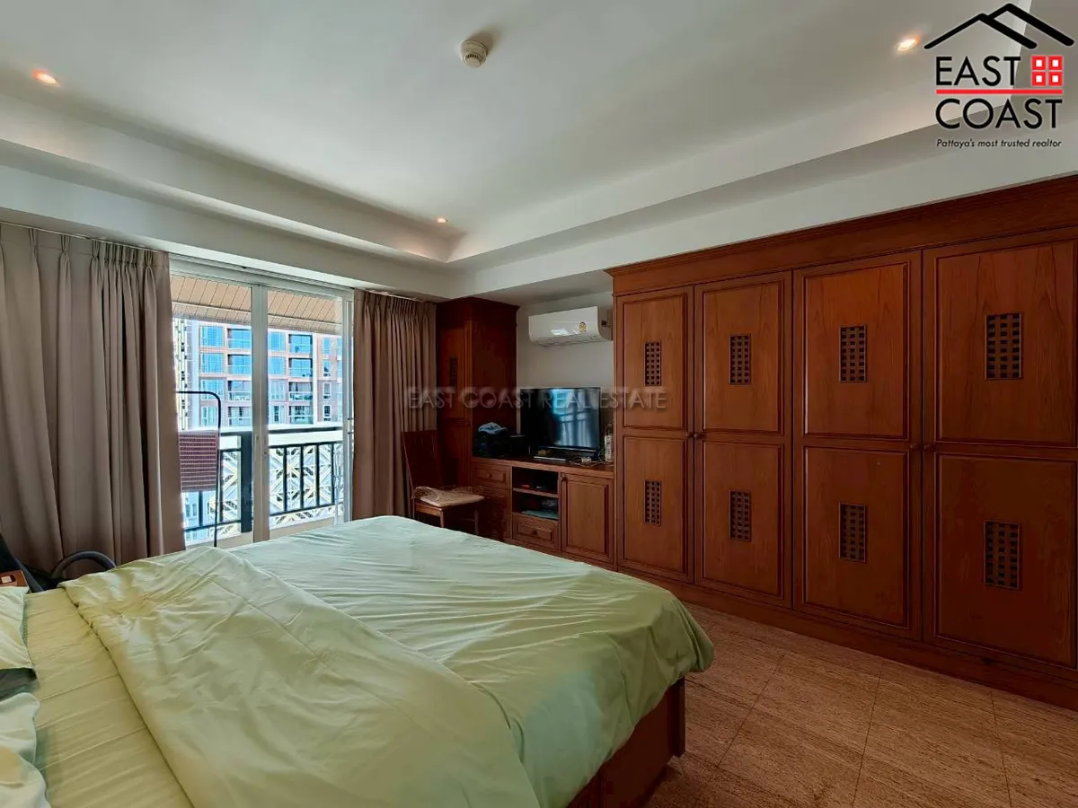 Jomtien Beach Penthouse photo 8