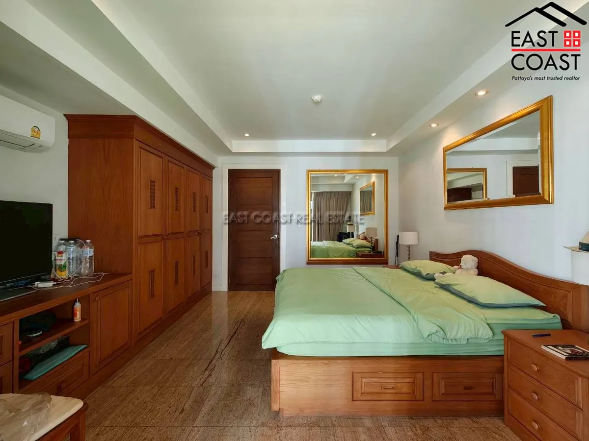 Jomtien Beach Penthouse photo 9