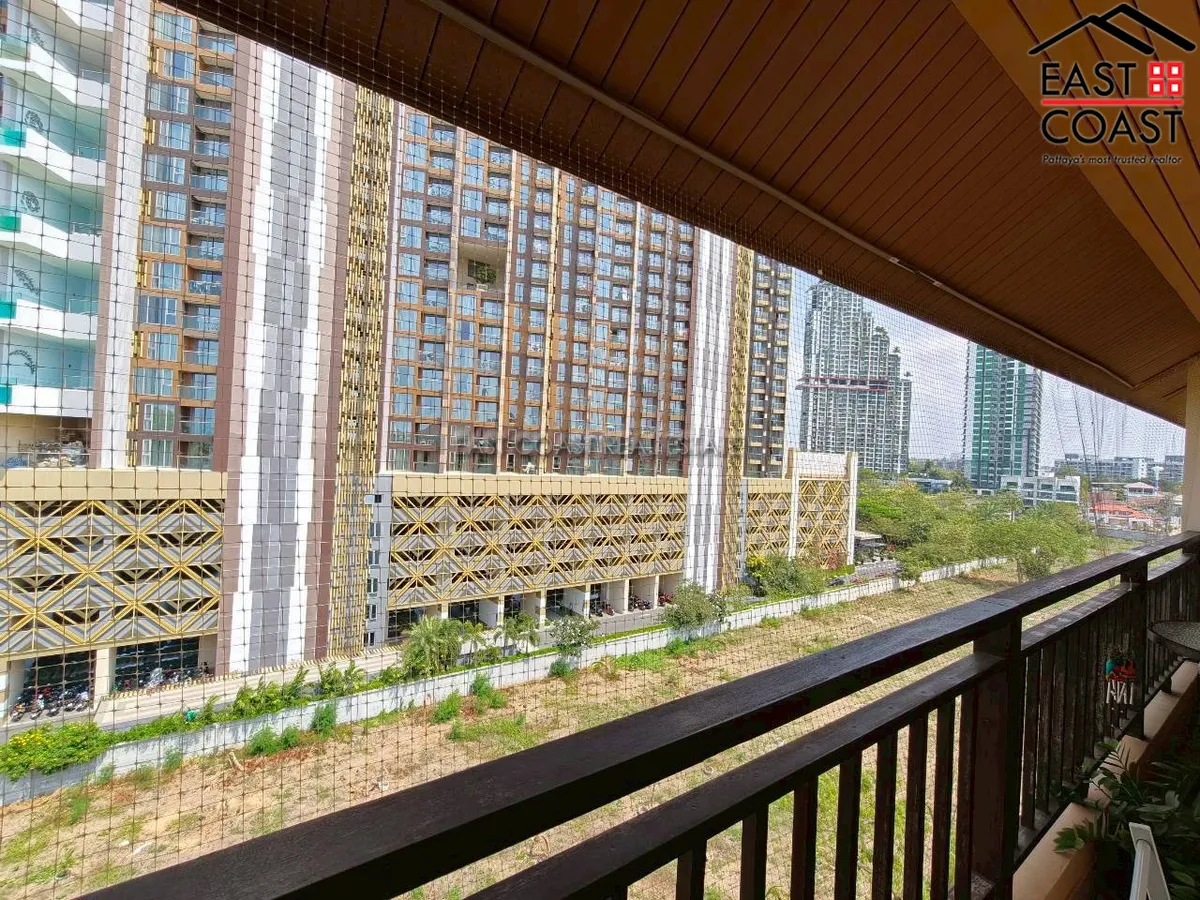 Jomtien Beach Penthouse photo 10