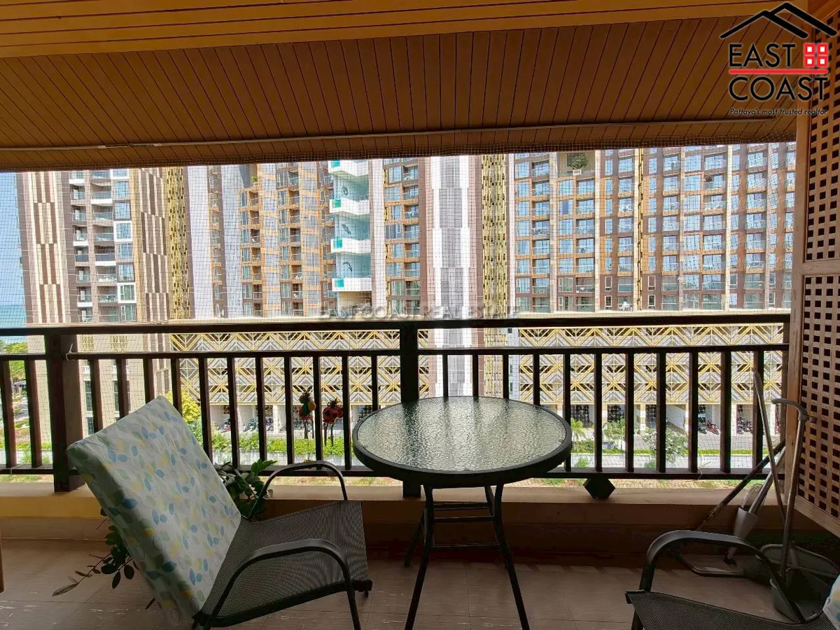 Jomtien Beach Penthouse photo 14