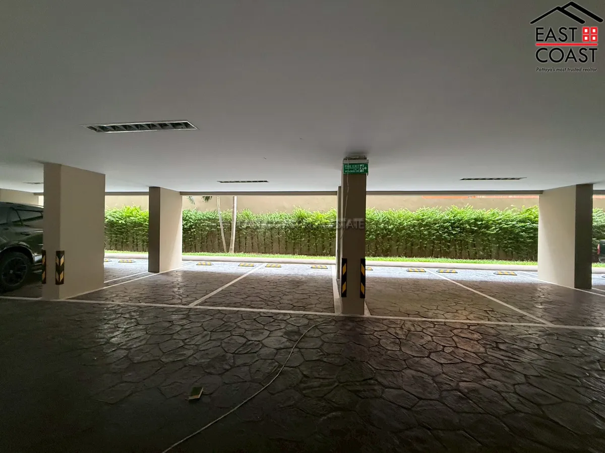 Residential Condominium Building + office rooms photo 24