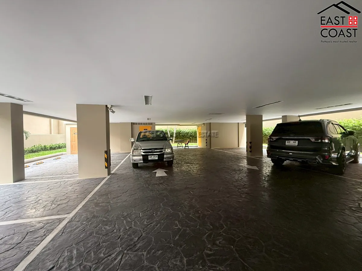 Residential Condominium Building + office rooms photo 25