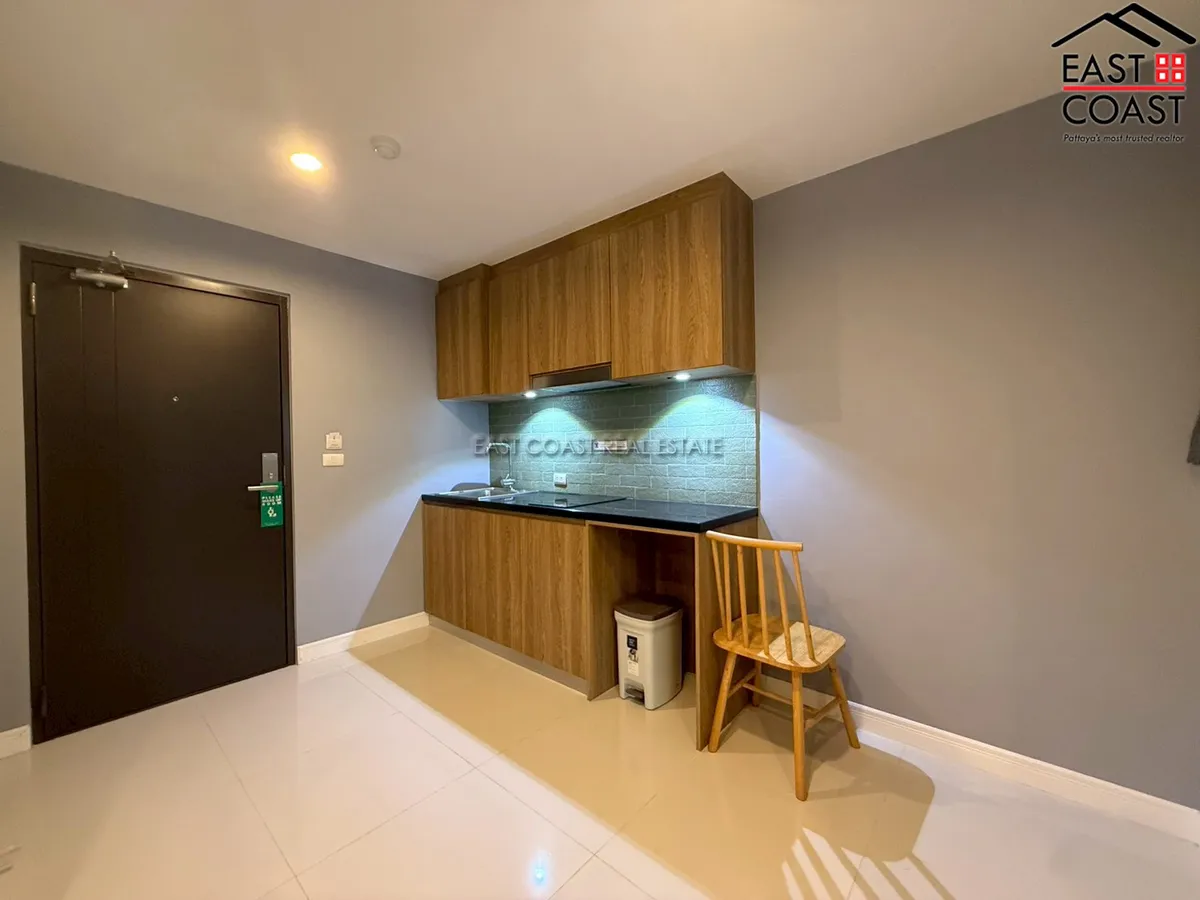 Residential Condominium Building + office rooms photo 28
