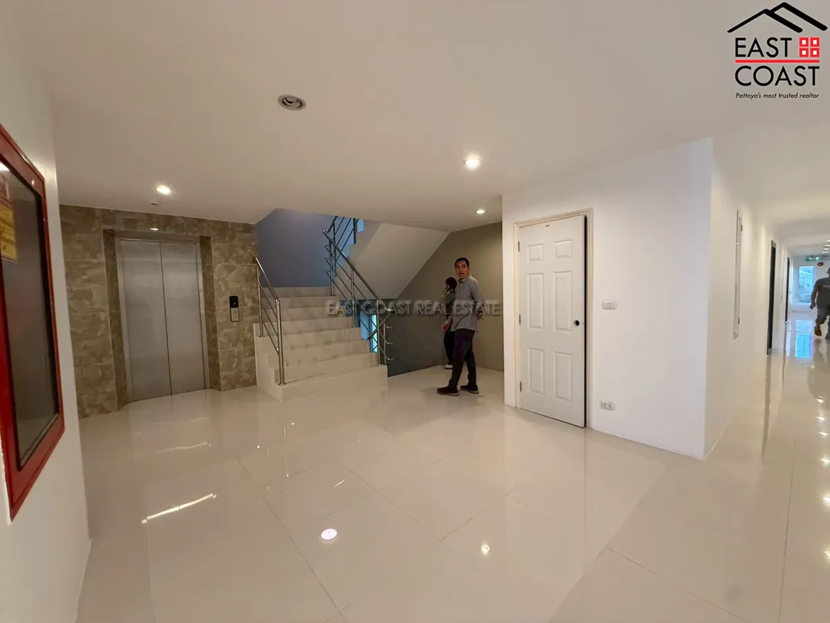 Residential Condominium Building + office rooms photo 36