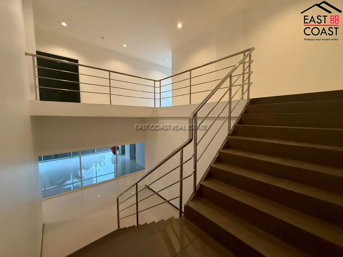 Residential Condominium Building + office rooms photo 42