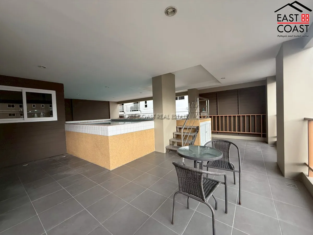 Residential Condominium Building + office rooms photo 58