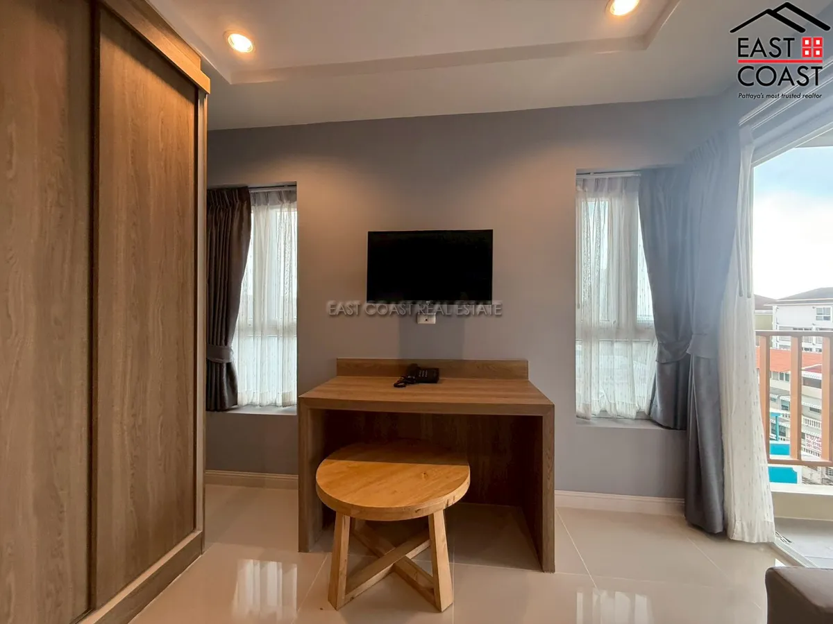 Residential Condominium Building + office rooms photo 62