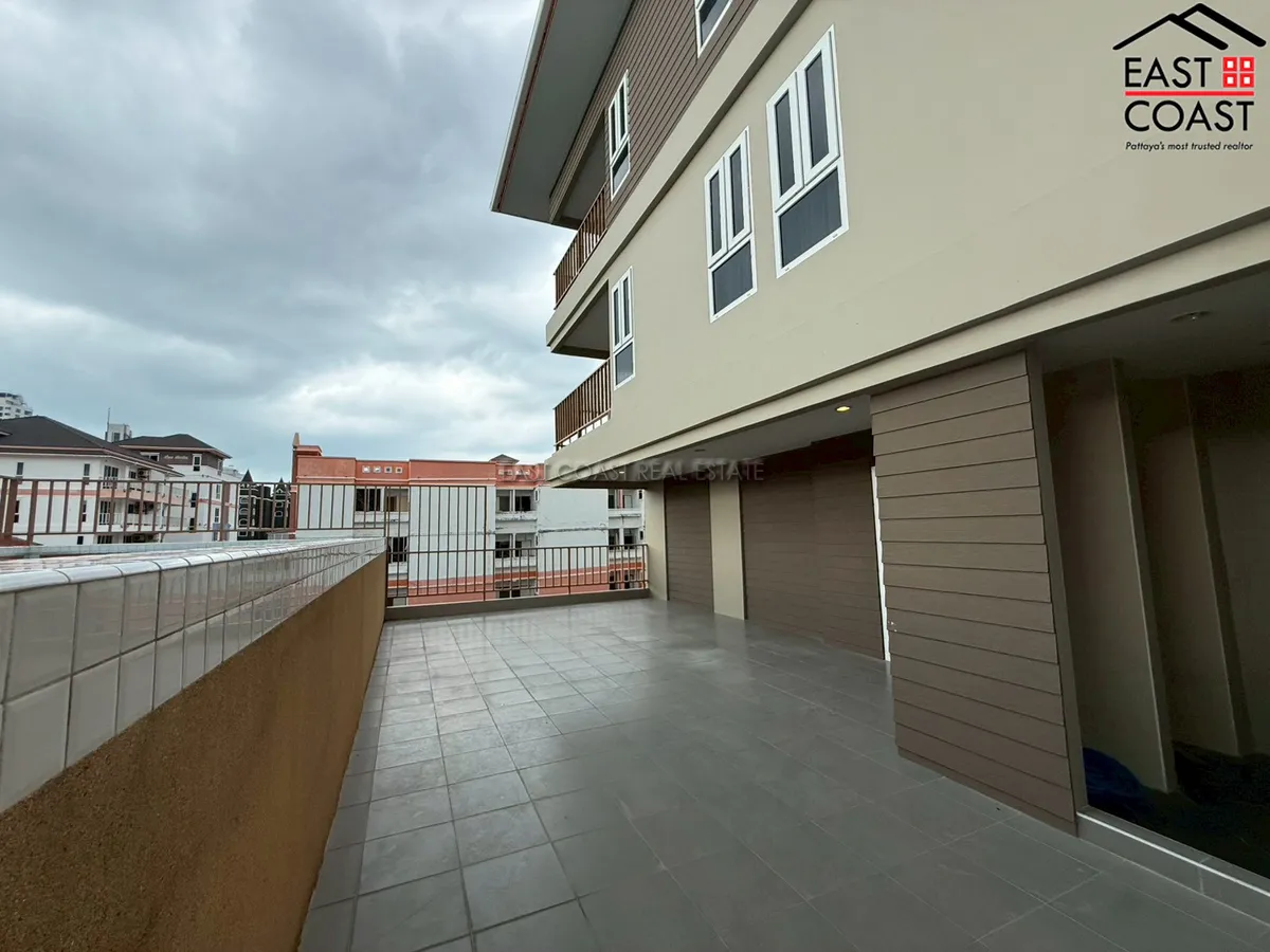 Residential Condominium Building + office rooms photo 67
