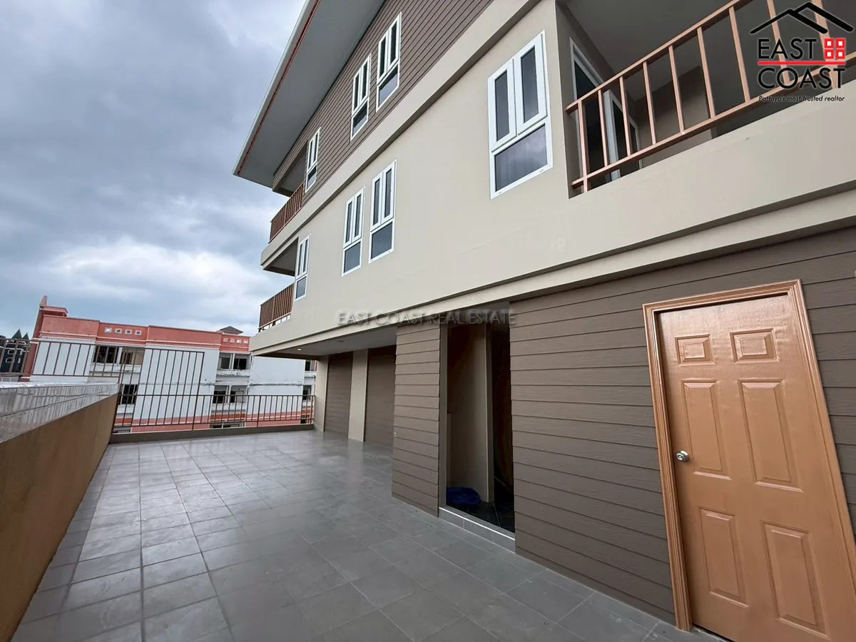 Residential Condominium Building + office rooms photo 72