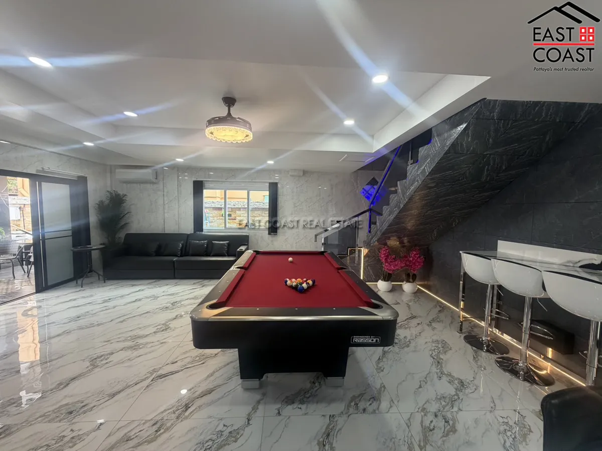 Private House Pool Villa Pattaya City