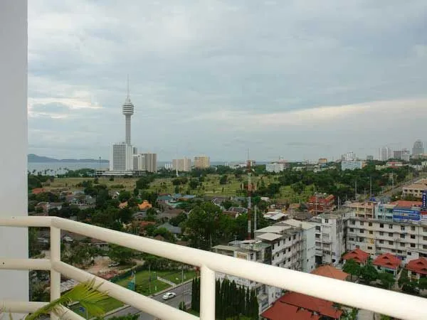 AD Wongamat photo 5