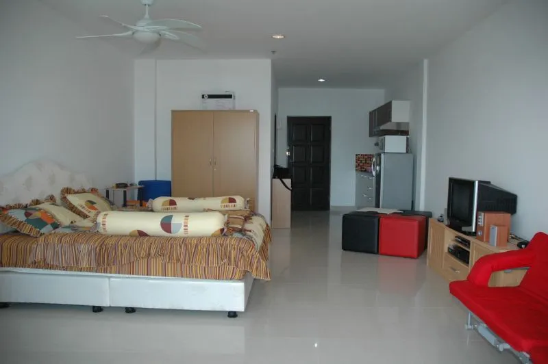 Waters Edge - Studio units from 3,187,500 THB photo 3