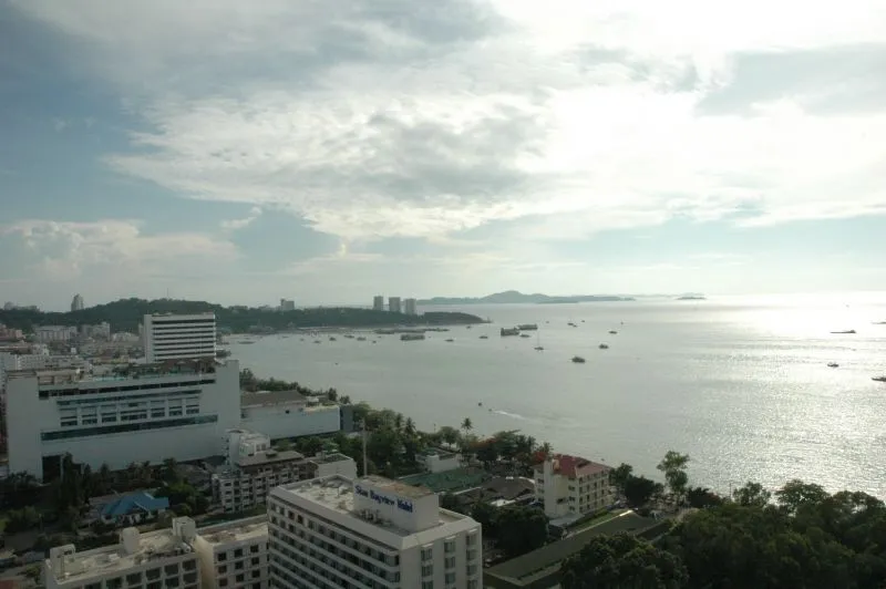 Waters Edge - Studio units from 3,187,500 THB