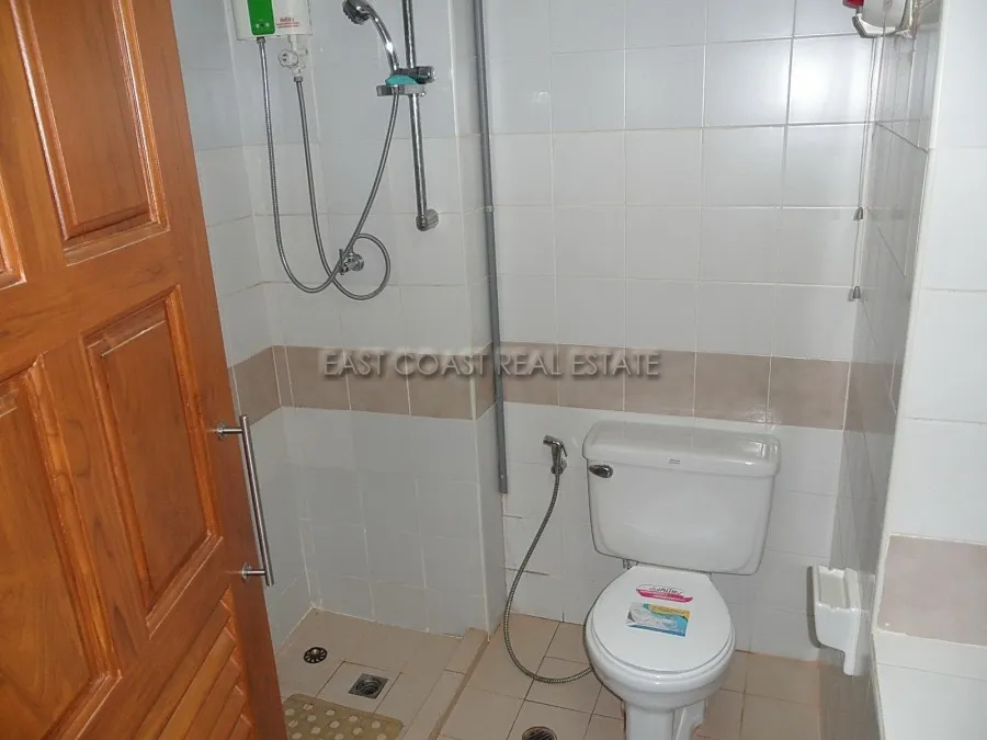 Jomtien Beach Condo photo 4