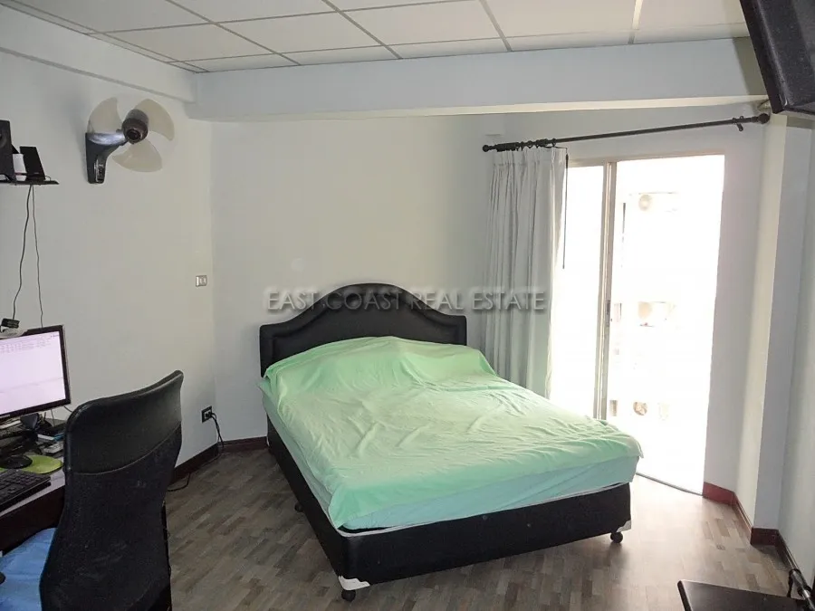Jomtien Beach Condo