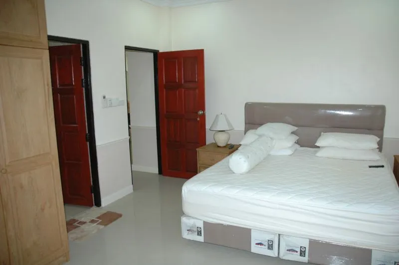 City Gardens Condominium photo 3