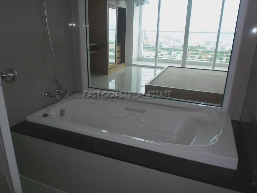 AD Hyatt photo 8