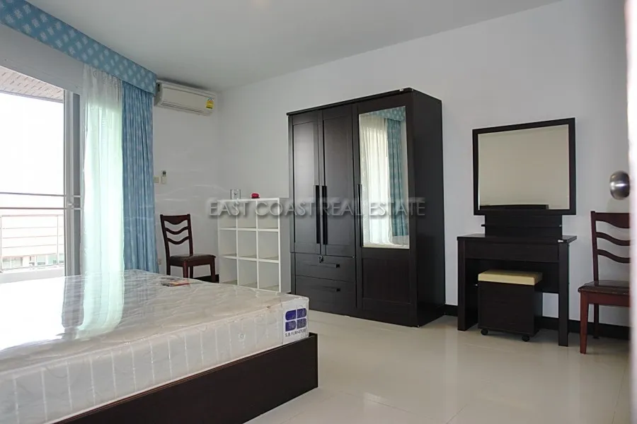 Jomtien Plaza photo 10