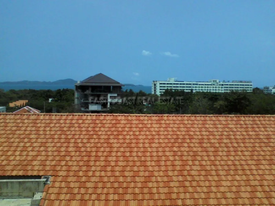 Sombat photo 5