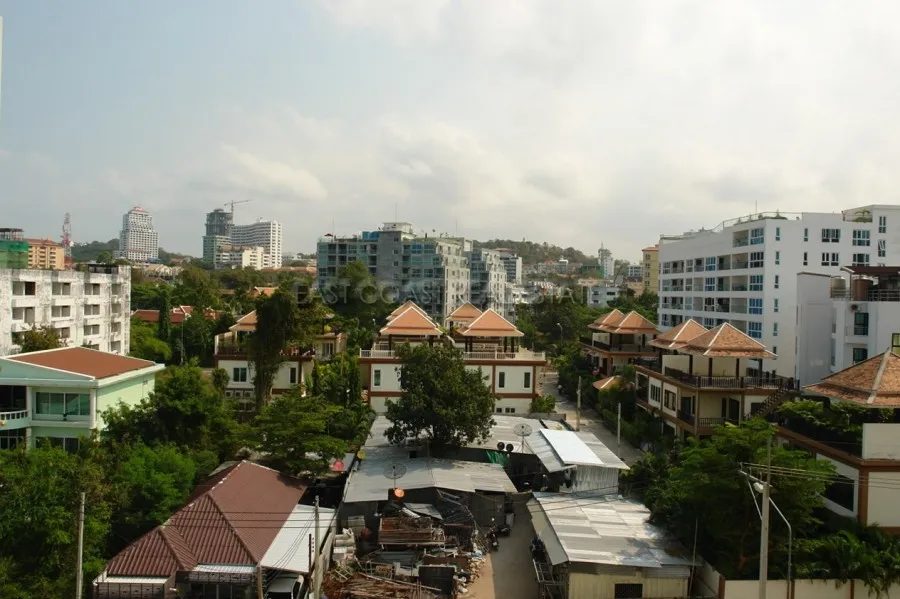 Thep Thip Mansion