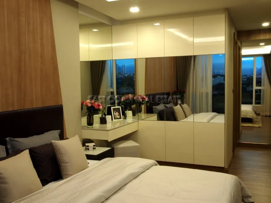 The Peak Towers photo 9