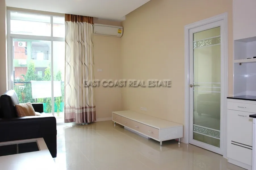 CC Condominium 1 photo 7