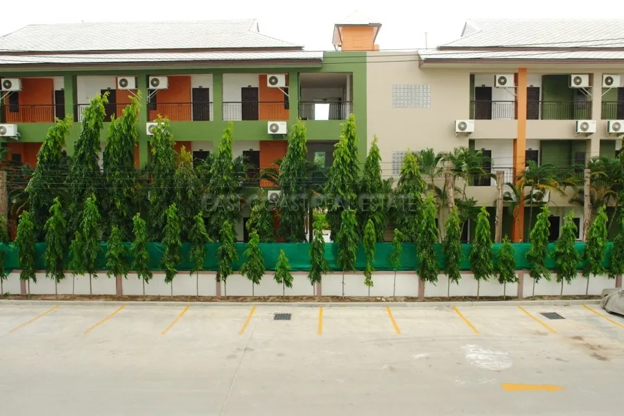 CC Condominium 1 photo 6