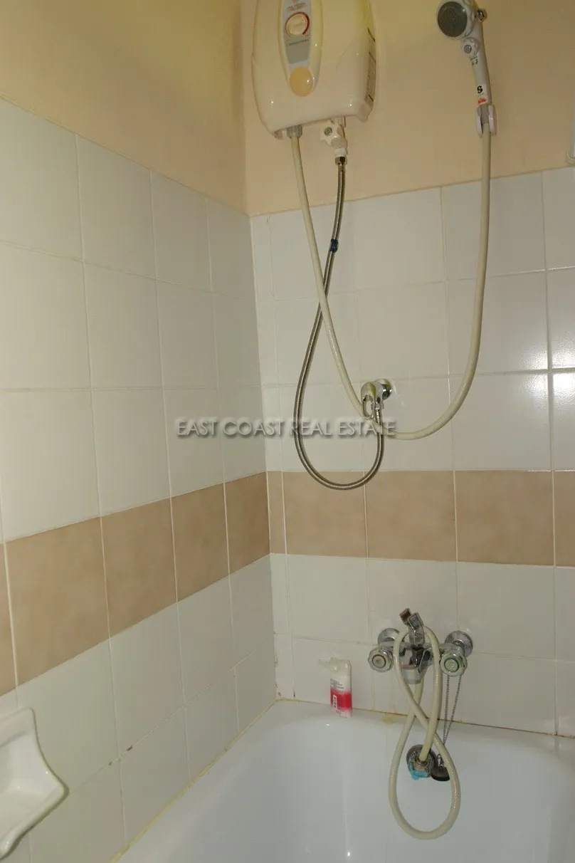 Jomtien Beach Condo photo 5