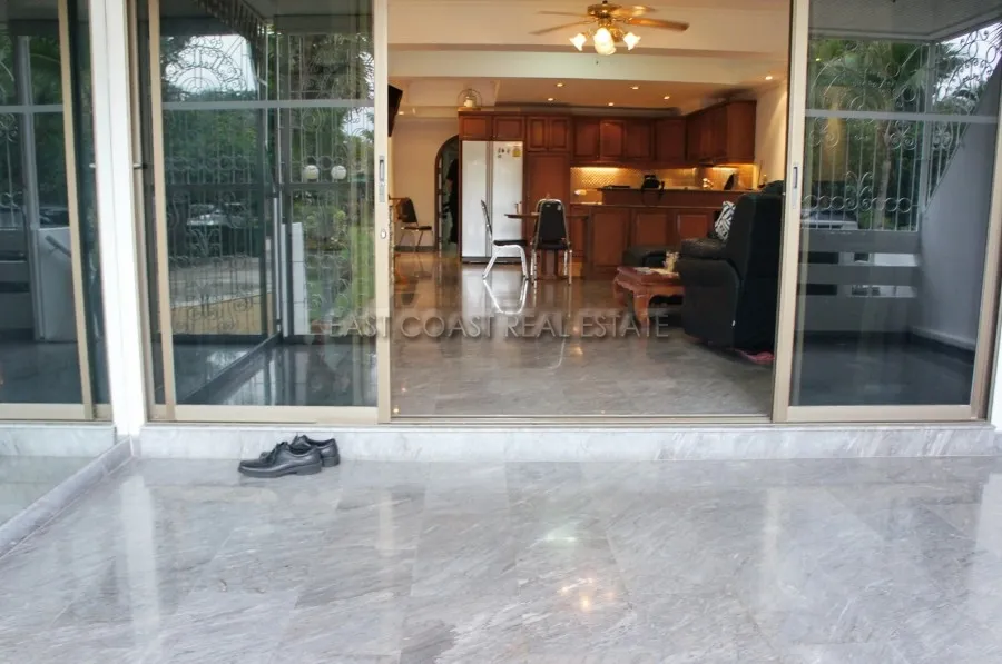 Grand Condo photo 17