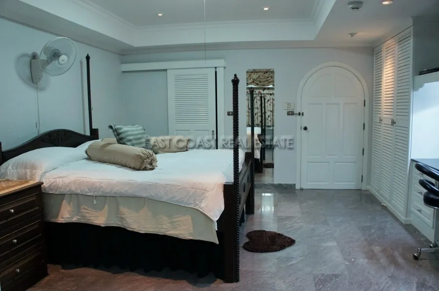Grand Condo photo 9