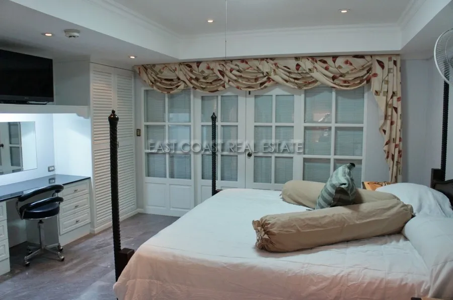 Grand Condo photo 5