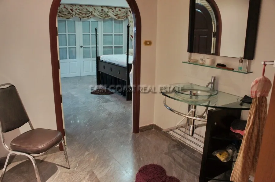 Grand Condo photo 14