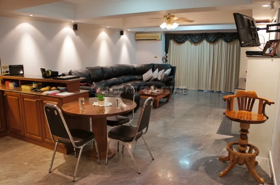 Grand Condo photo 13