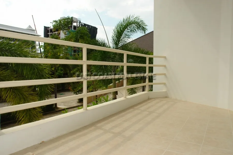 View Talay 8 photo 4