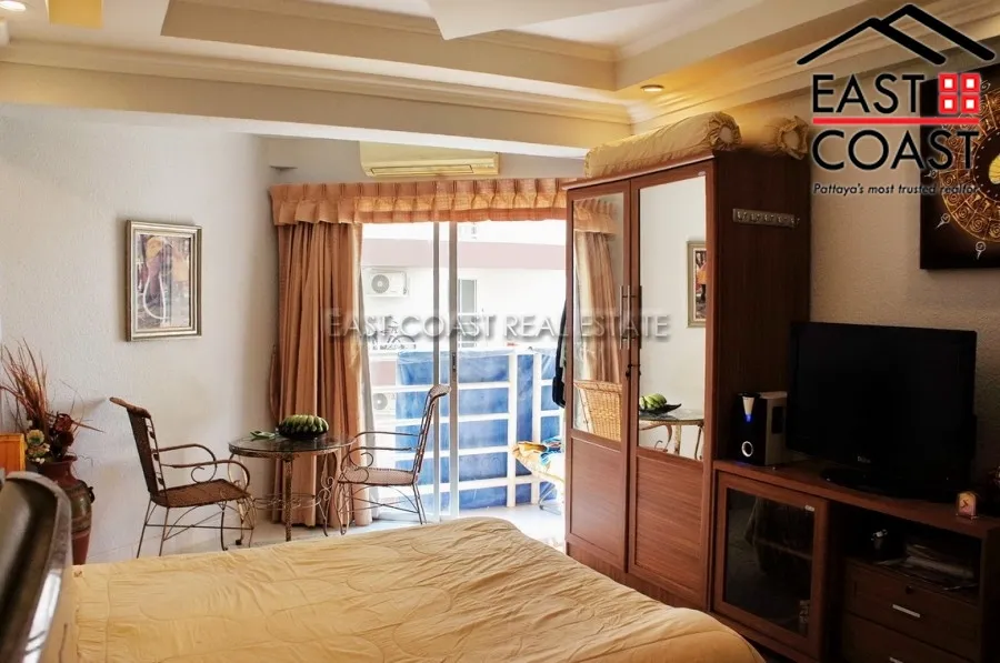 Jomtien Beach Condominium photo 5