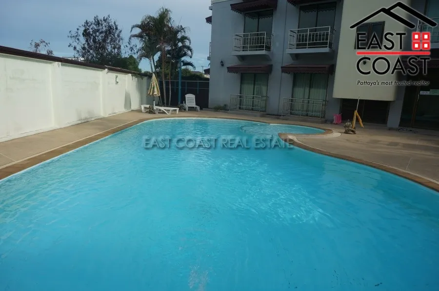 Near Beach Residence photo 11