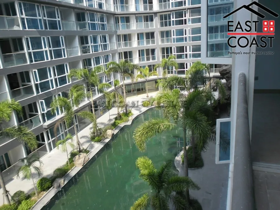 Centara Avenue Residence
